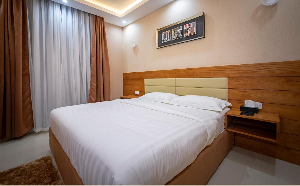 Red-5 - Al Safa Suites Salalah Exteriör bild