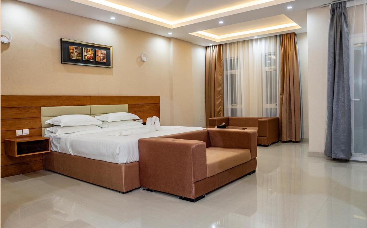 Red-5 - Al Safa Suites Salalah Exteriör bild